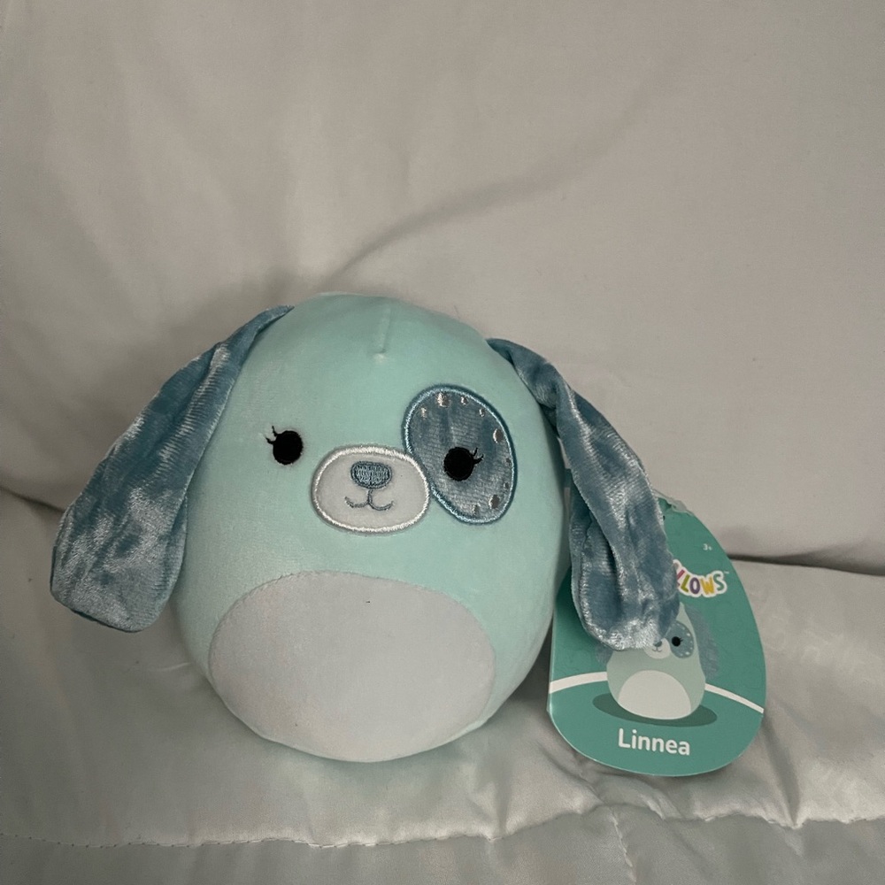 NWT ~ Linnea the dog Squishmallow ~ 5 inch.